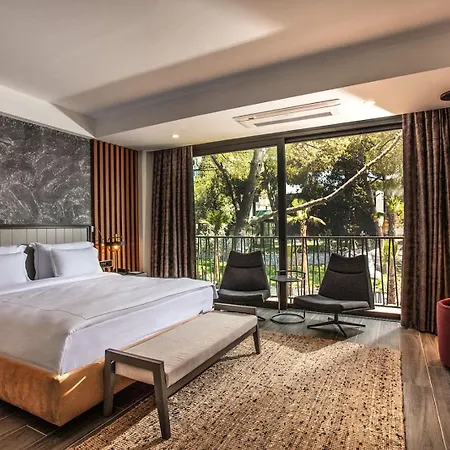 Unique Life Style 호텔 쿠사다시