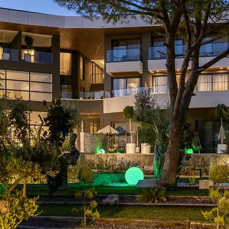 Unique Life Style 호텔 5*