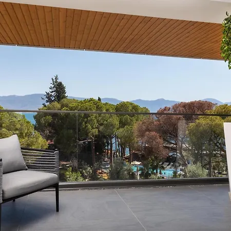 Unique Life Style 호텔 5*