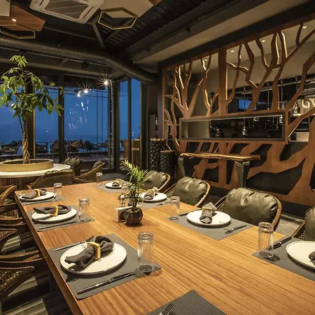 Unique Life Style Hotel