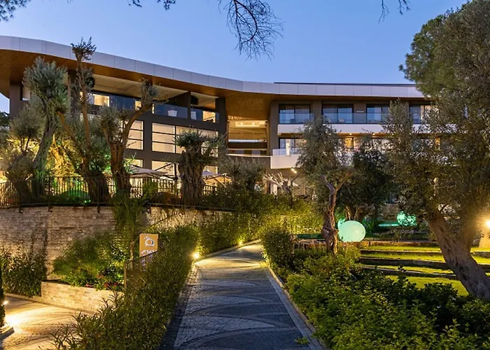 Unique Life Style Hotel