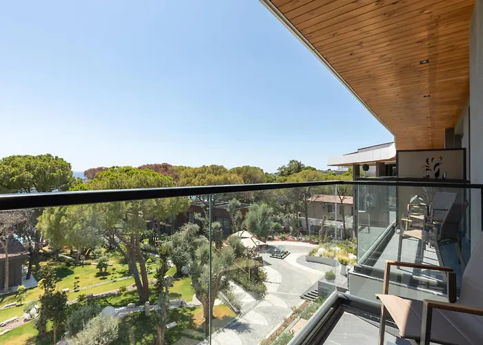 Unique Life Style 5* Kusadası