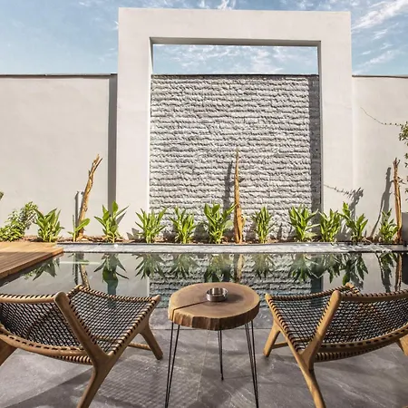 Unique Life Style Kuşadası