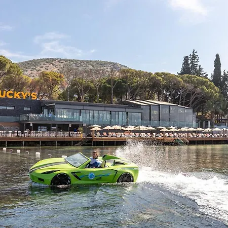 Unique Life Style Hotel