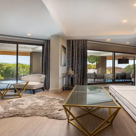 Unique Life Style 5* Kusadasi