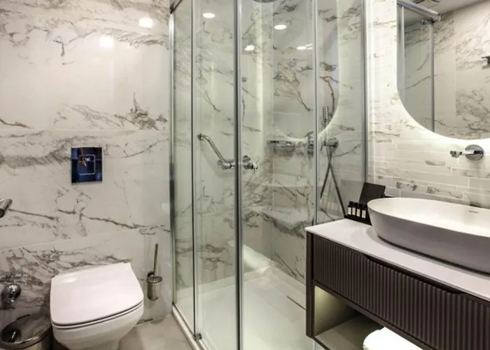 Unique Life Style 쿠사다시